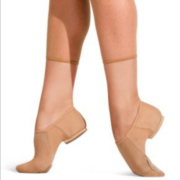 NWT - Capezio  slip on jazz shoe in Carmel - Picture 2 of 3